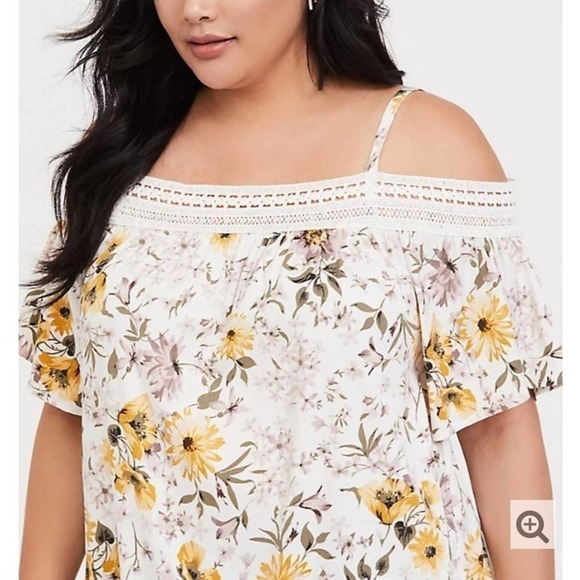 Torrid YELLOW FLORAL STRETCH CHALLIS COLD SHOULDER TOP - Picture 3 of 12